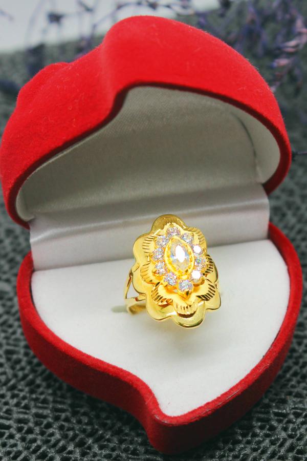 Cigold 22 Ayar Taşlı Yüzük OA-19K2YZK0781054894